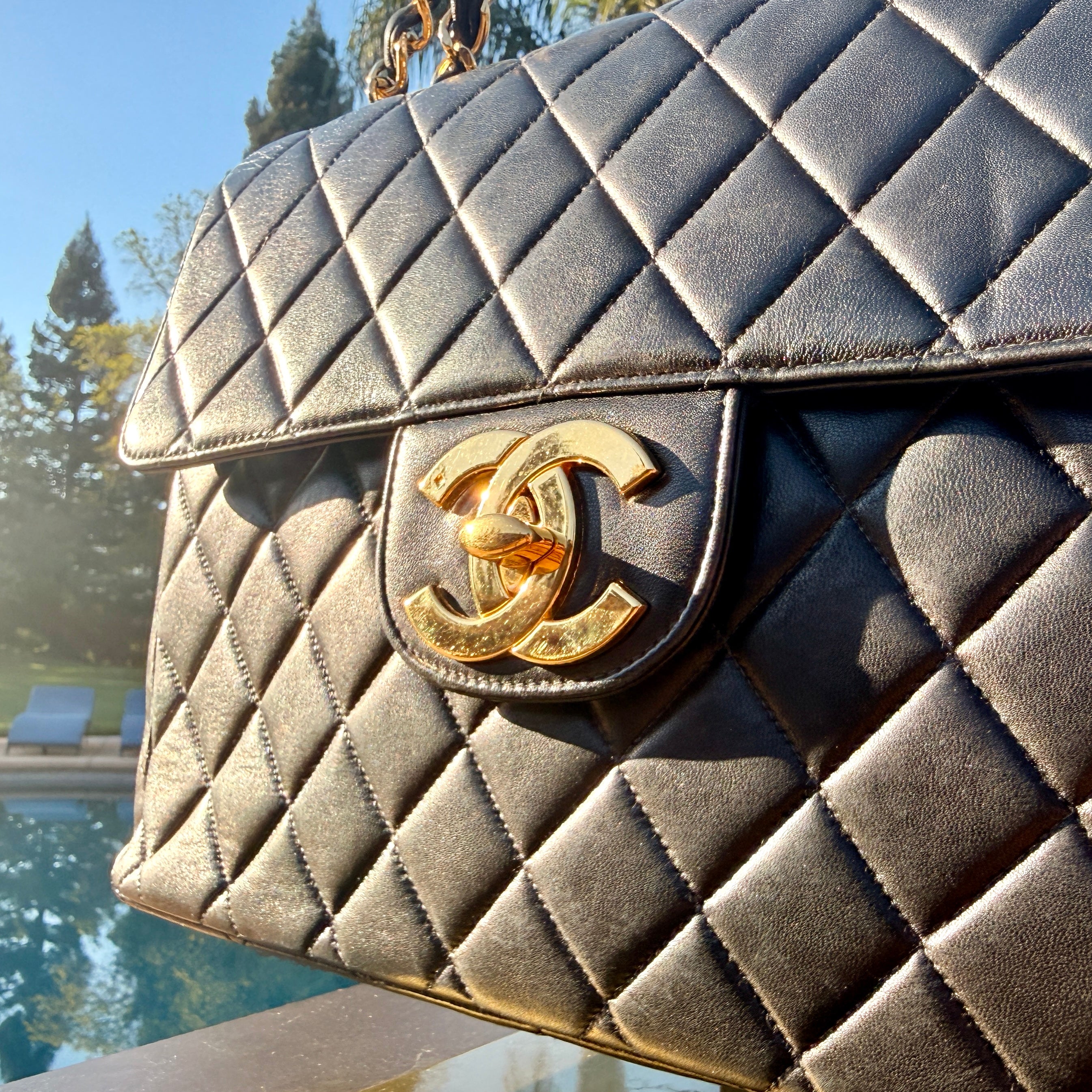 Chanel Vintage Shoulder Bag Quilted Jumbo Single Flap with 24 Carat Gold Plated Hardware