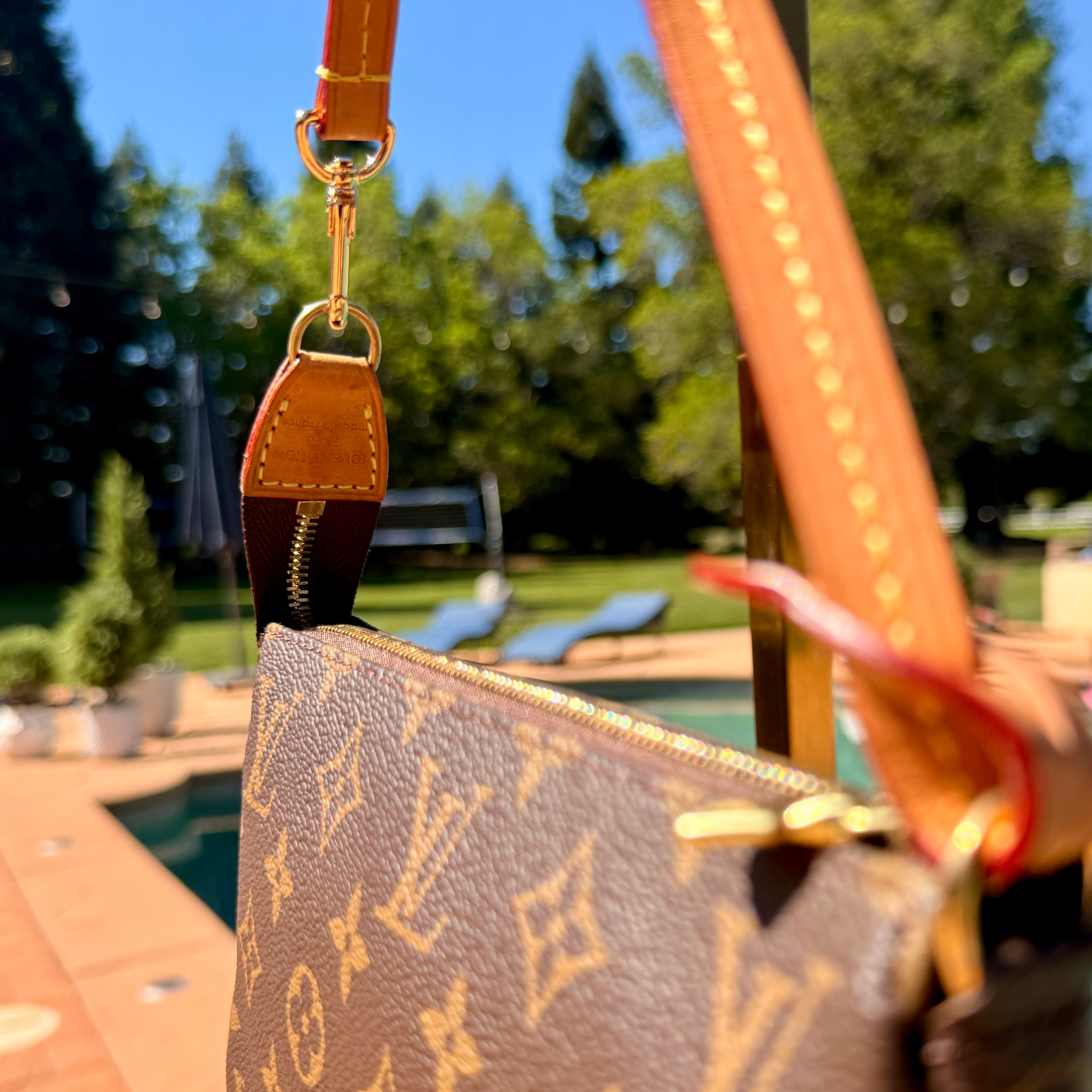 Louis Vuitton Vintage Pochette Accessoires