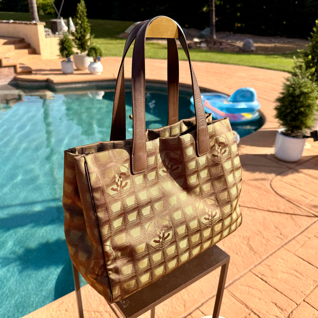 Chanel Travel Ligne Tote
