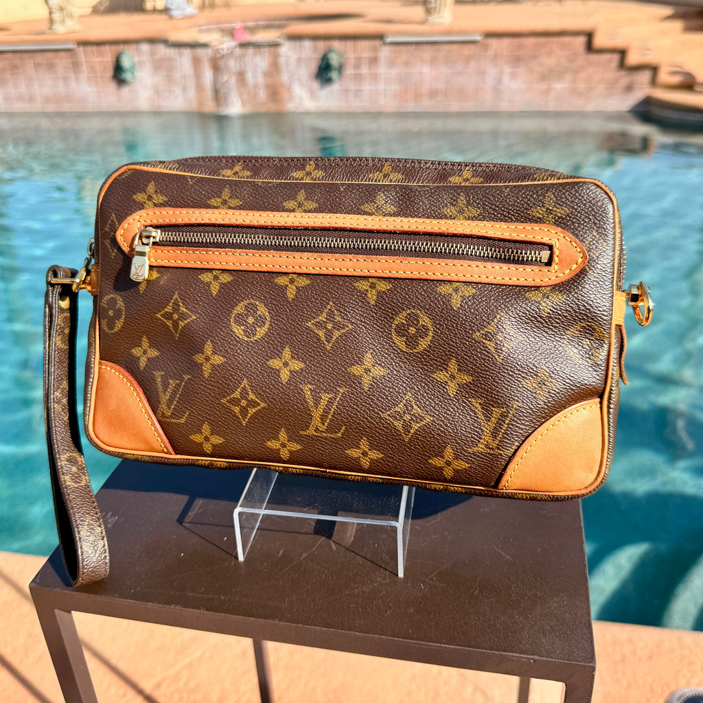 Louis Vuitton	Vintage Monogram Clutch with Wristlet