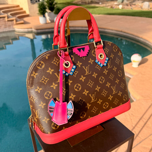Louis Vuitton	Limited Edition Monogram Totem Alma PM Flamingo