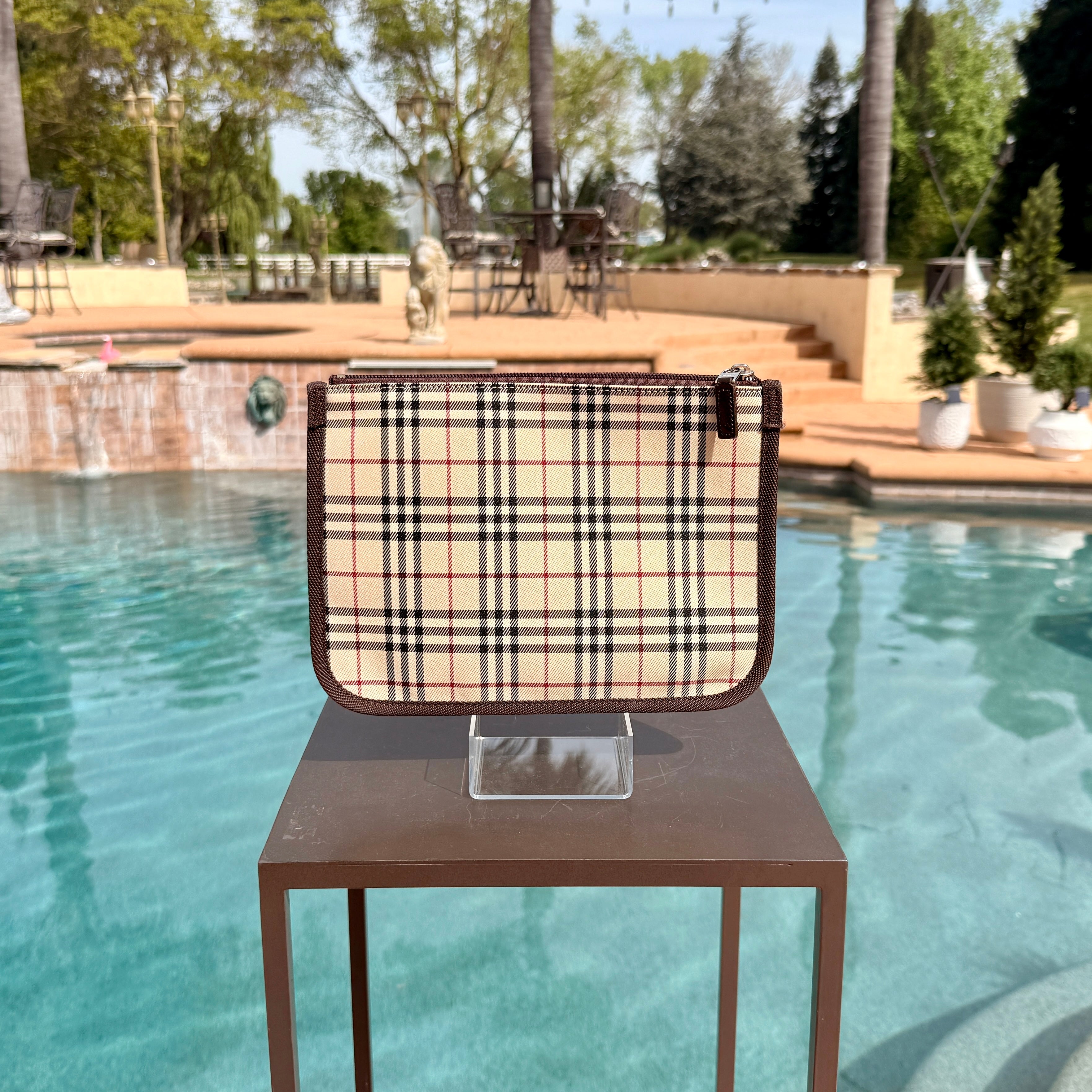 Burberry Soft Shell FLAT Vanity Makeup Case