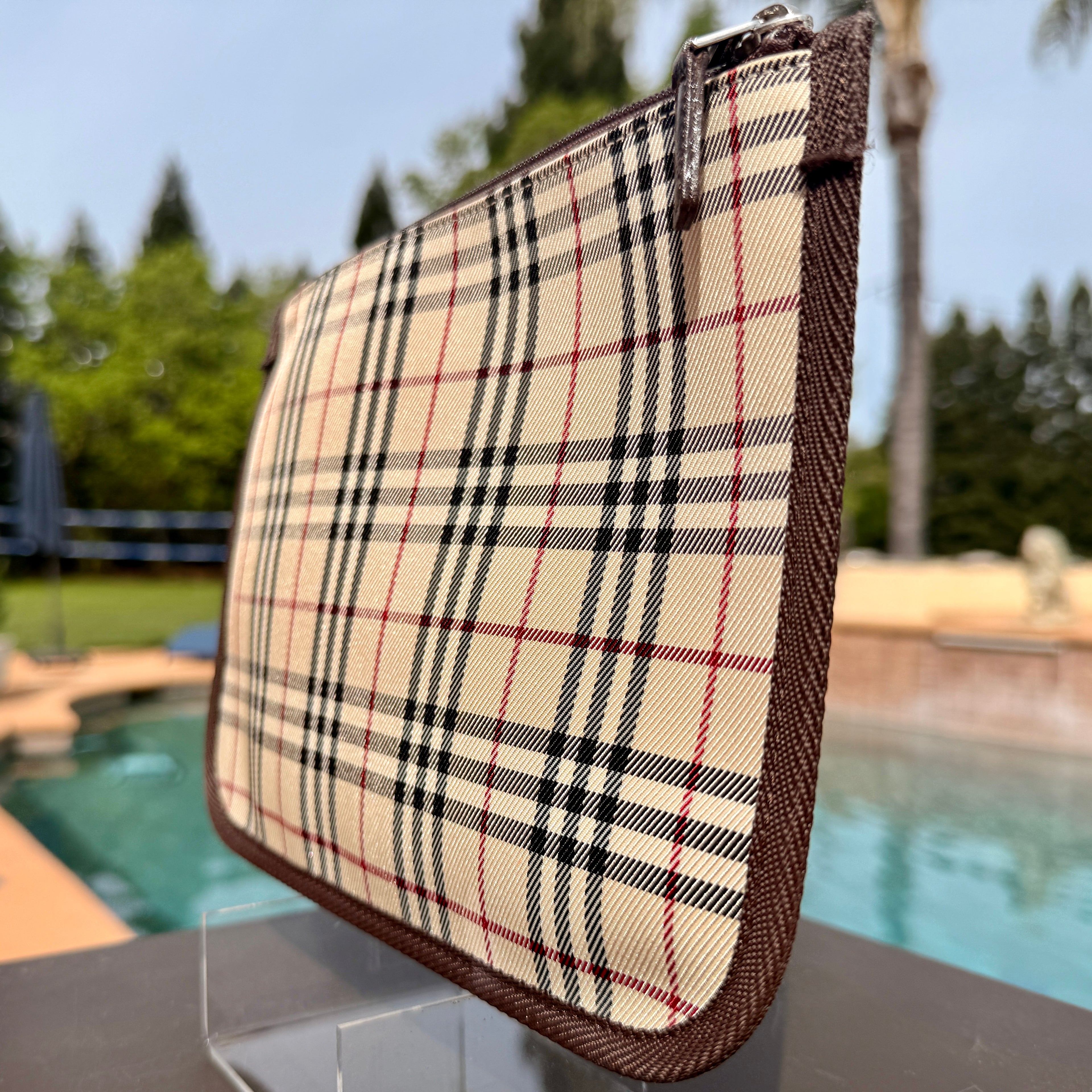 Burberry Soft Shell FLAT Vanity Makeup Case