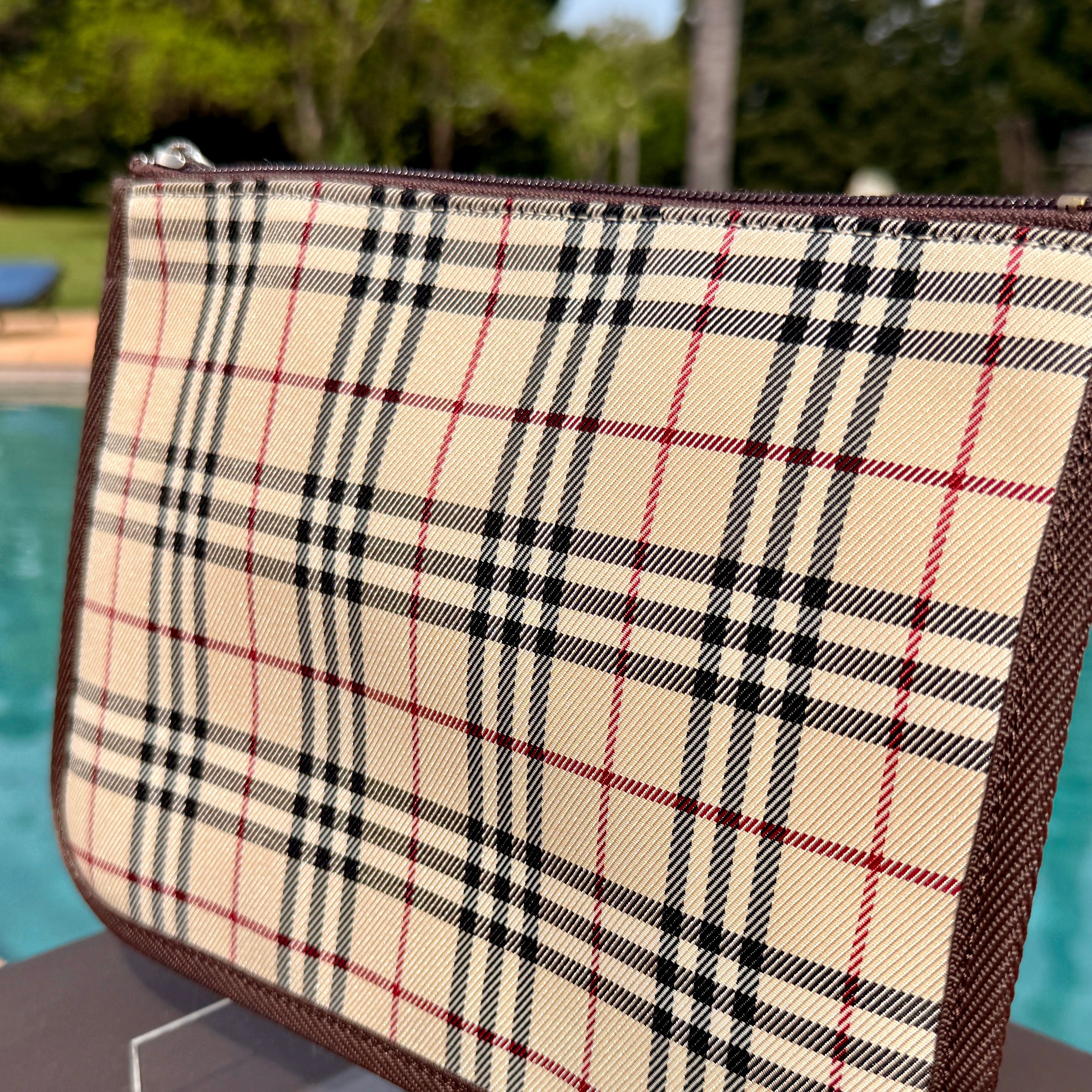 Burberry Soft Shell FLAT Vanity Makeup Case