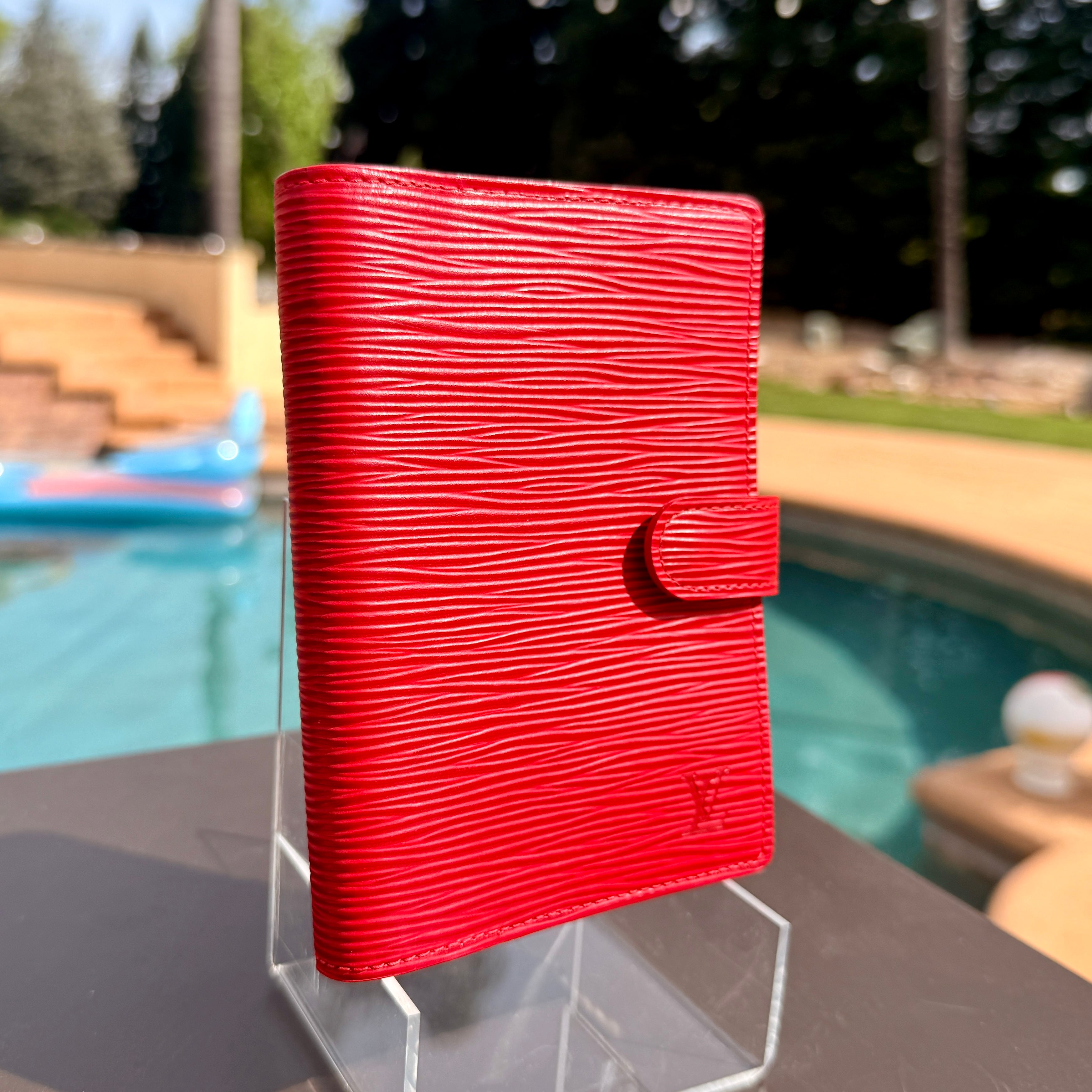 Louis Vuitton	Small Epi Agenda